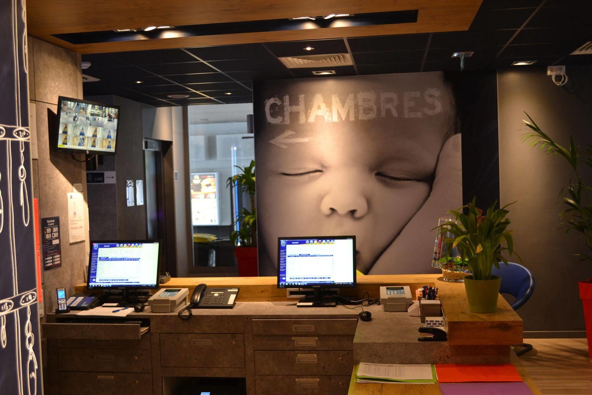 ibis budget Paris Porte de Vanves Hotel Eksteriør billede